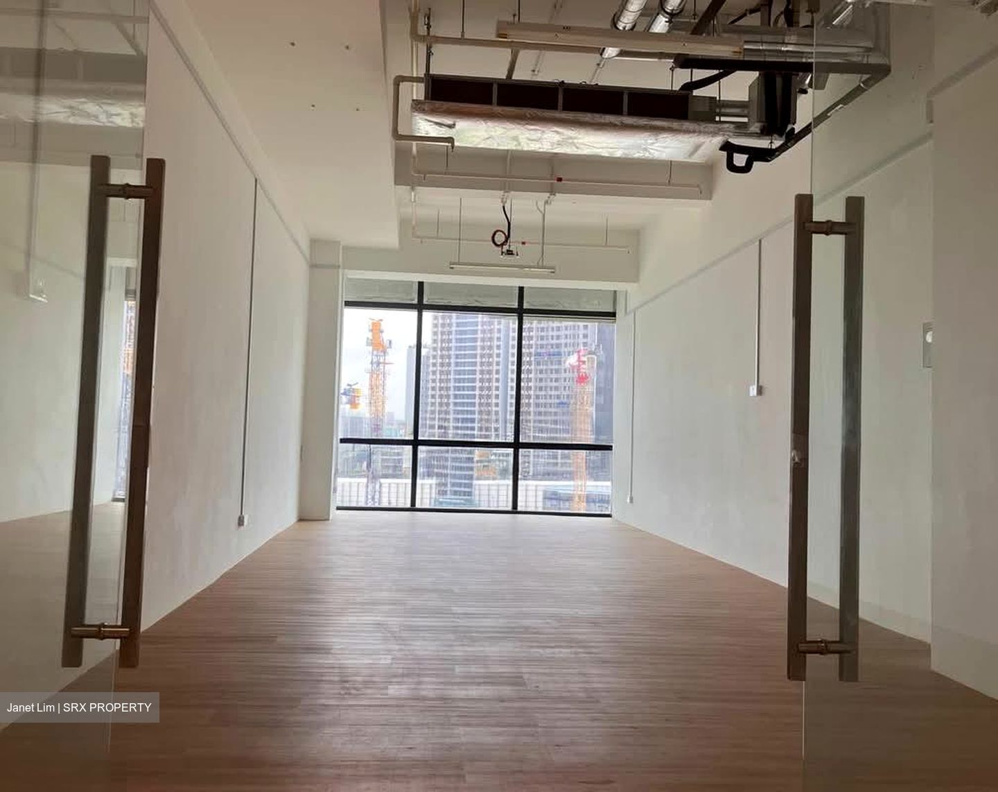 Woods Square (D25), Office #595604221